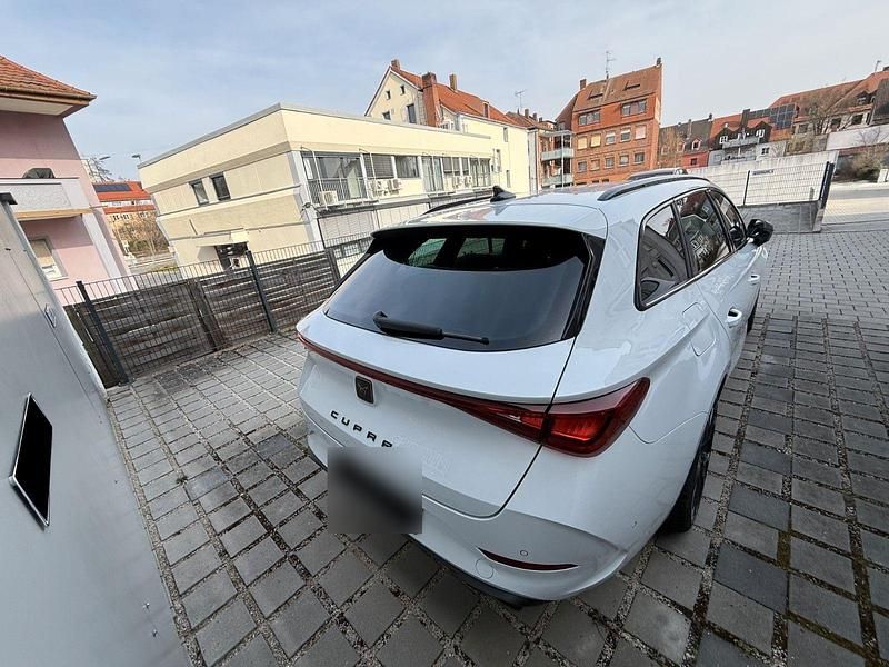Gebraucht Cupra Leon VZ 310 PS (228 kW) 2022 Weiß Kombi