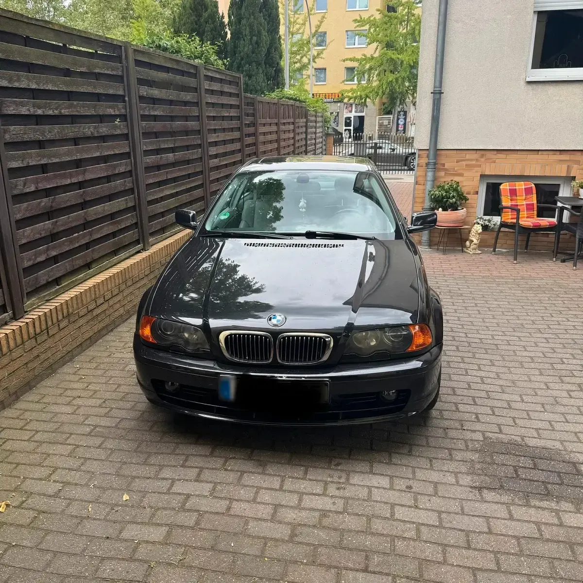 Gebraucht BMW 320 150 PS (110 kW) 2000 Schwarz Coupé