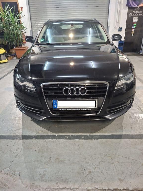Schwarz Gebraucht 2009 Audi A4 S-Line Kombi | 5.950 € (Superpreis) - Bild 1/4