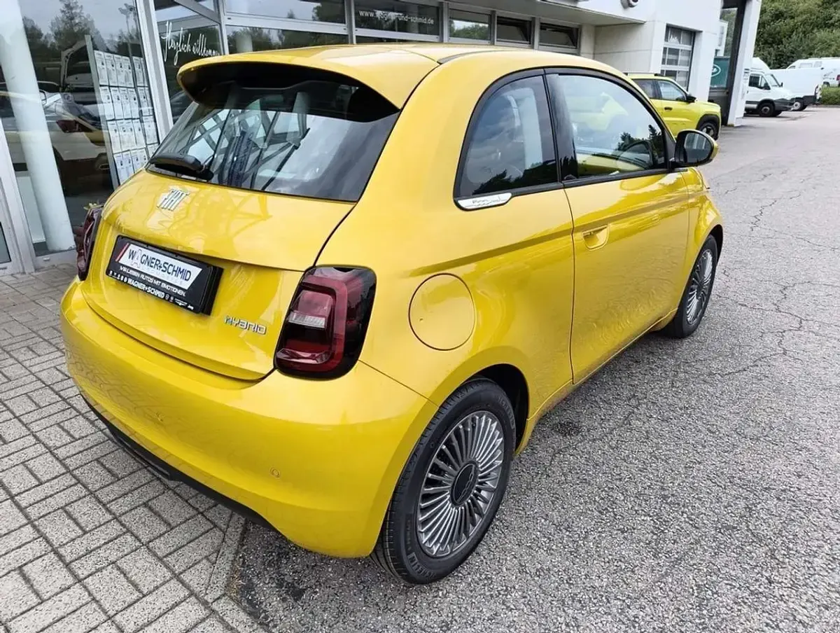 Neu Fiat 500 65 PS (47 kW) 2026 Ozean grün Kleinwagen