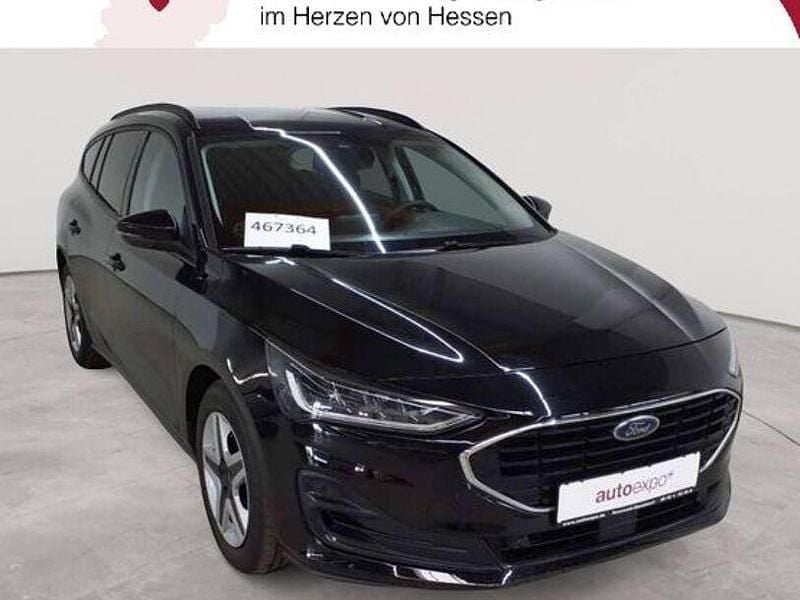 Gebraucht Ford Focus Cool & Connect 120 PS (88 kW) 2022 Schwarz Limousine