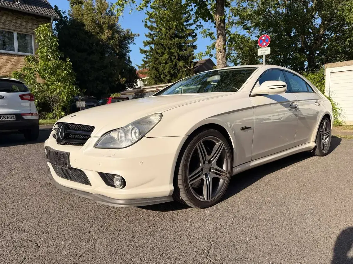 Gebraucht Mercedes CLS63 AMG AMG 514 PS (378 kW) 2007 Weiß Coupé