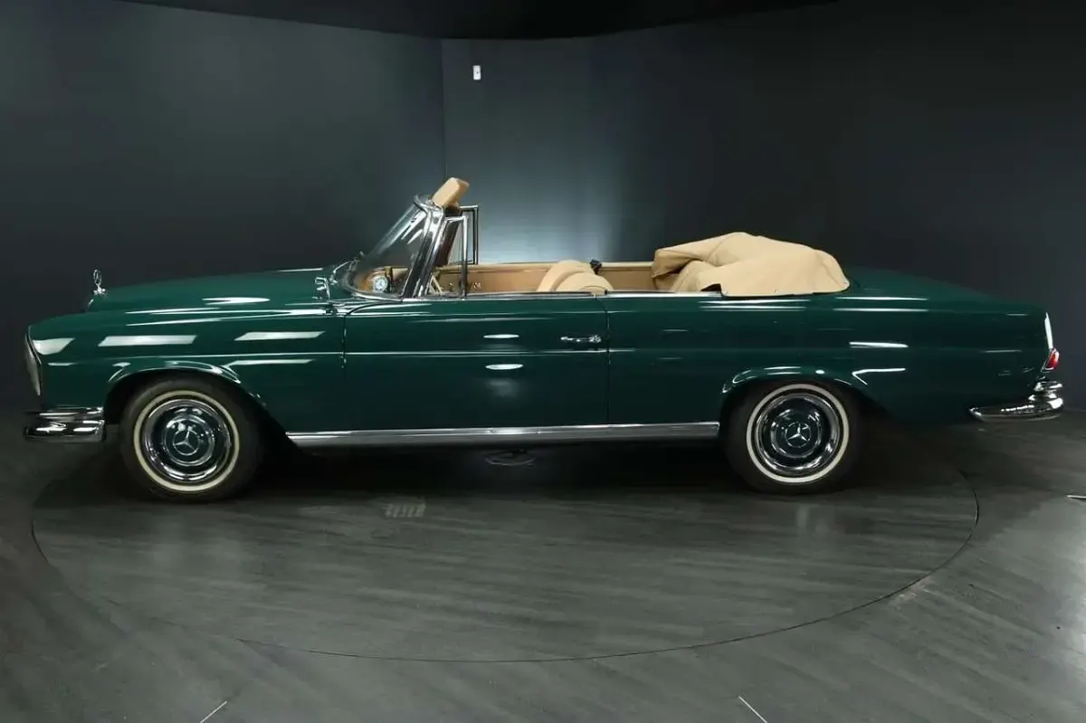 Gebraucht Mercedes 250 SE 150 PS (110 kW) 1966 Grün Cabrio