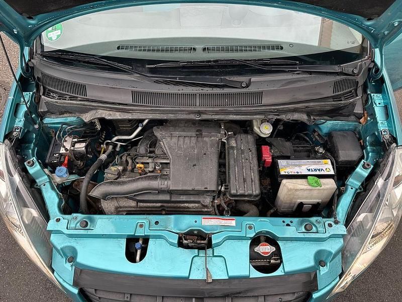 Gebraucht Suzuki Splash 86 PS (63 kW) 2009 Blau Kleinwagen