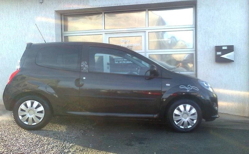 Gebraucht Renault Twingo 76 PS (55 kW) 2009 Schwarz Kleinwagen