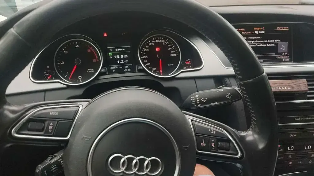Gebraucht Audi A5 Sportback Sport 245 PS (180 kW) 2014 Grün Kleinwagen