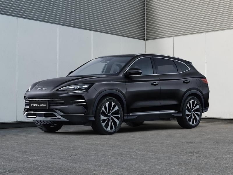 Neu BYD Seal U Boost 218 PS (160 kW) 2026 Obsidian black SUV