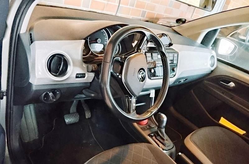 Gebraucht VW e-up! Style 61 kW (83 PS) 2021 Silber Kleinwagen