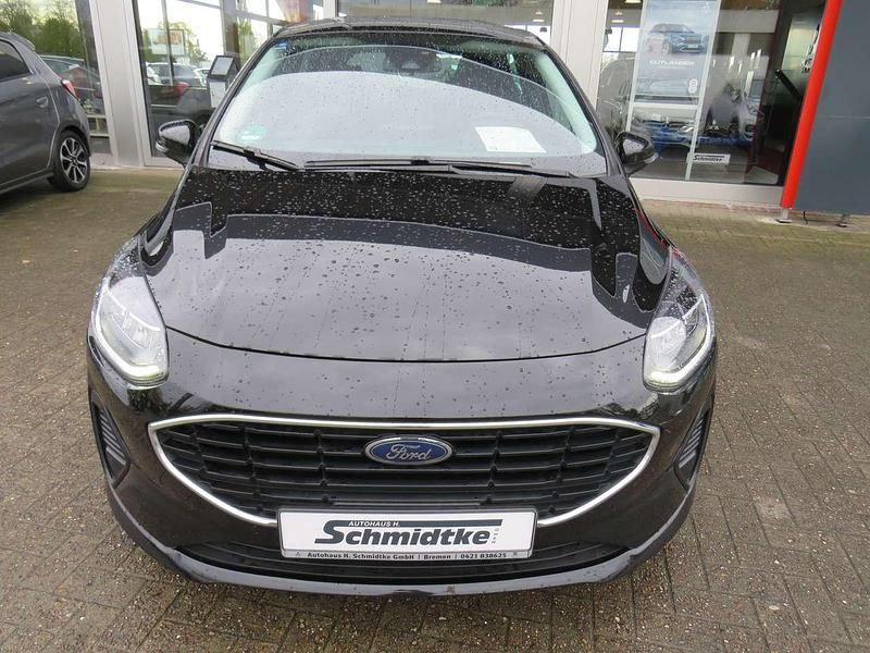 Gebraucht Ford Fiesta Cool & Connect 101 PS (74 kW) 2023 Agate black Kleinwagen