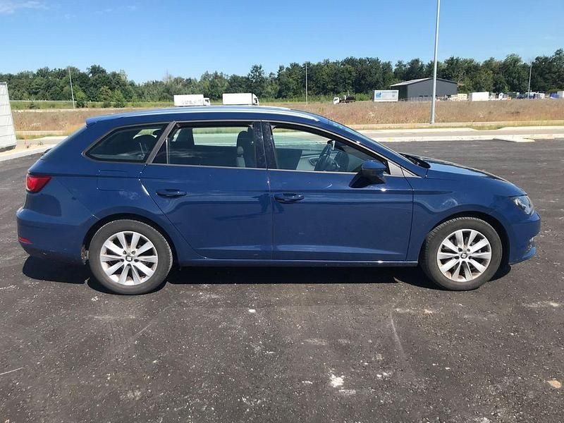 Gebraucht Seat Leon ST Style 131 PS (96 kW) 2019 Blau Kombi