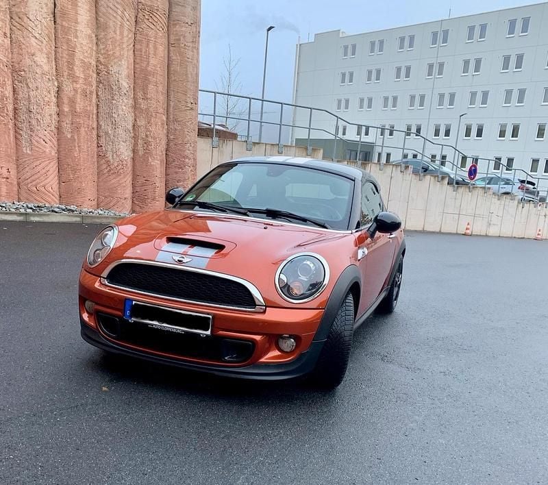 Gebraucht Mini Cooper S Coupé 184 PS (135 kW) 2012 Orange Coupé