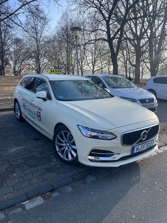 Gebraucht Volvo V90 190 PS (139 kW) 2020 Schwarz Kombi