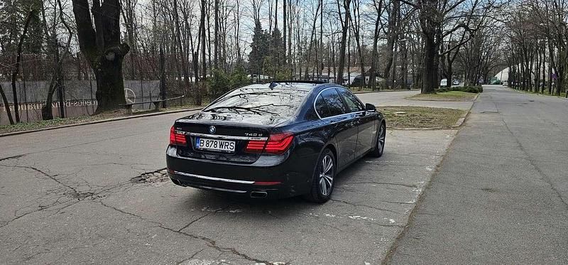 Gebraucht BMW 740 Exclusive 313 PS (230 kW) 2015 Limousine