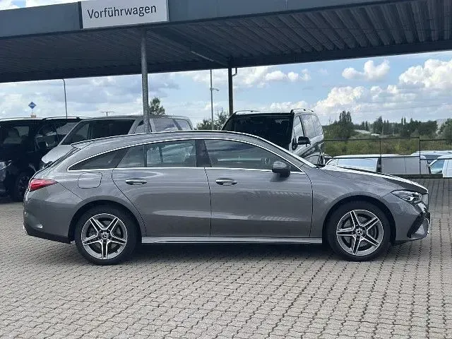 Gebraucht Mercedes CLA250e 218 PS (160 kW) 2024 Coupé