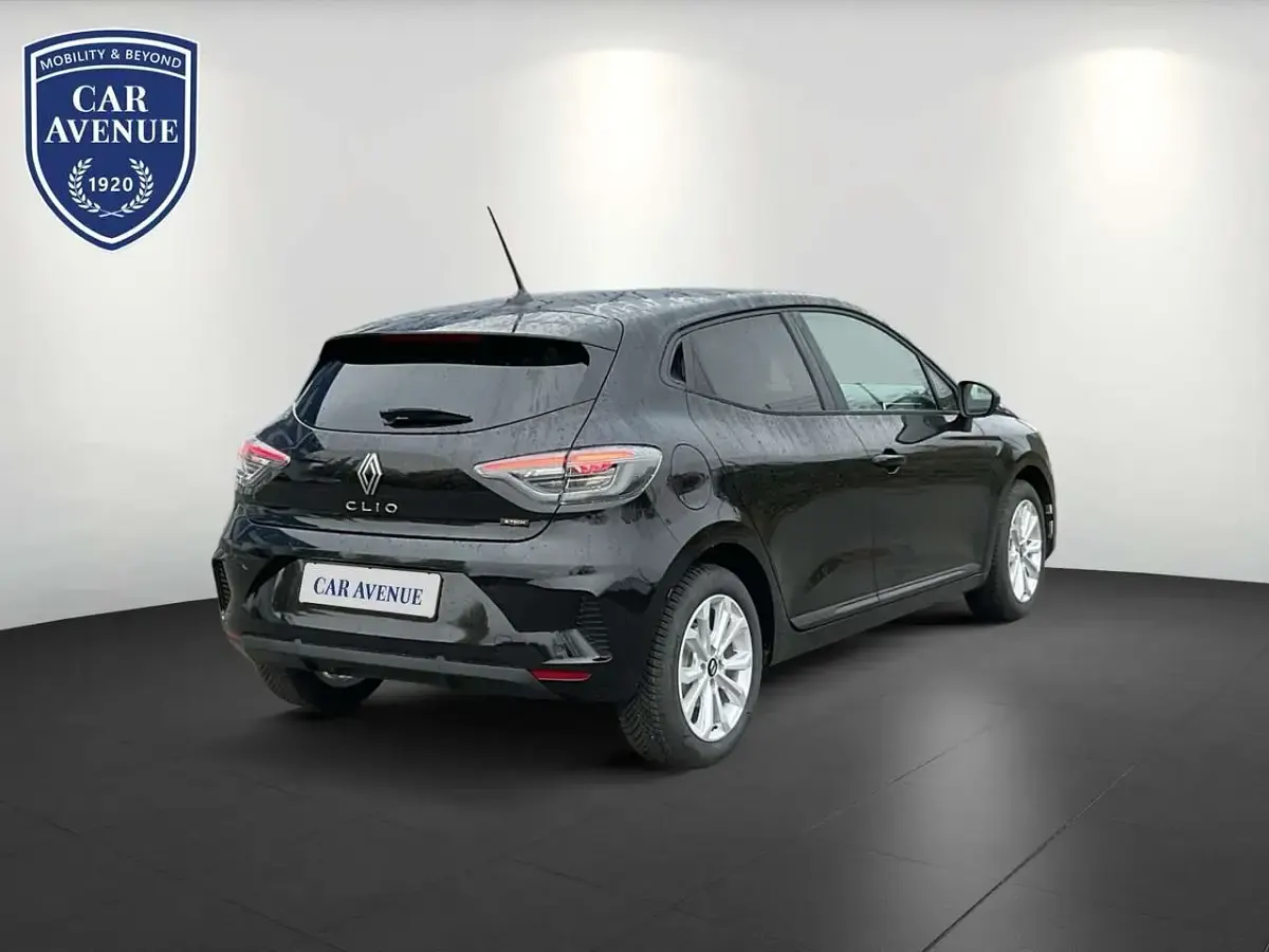 Neu Renault Clio V Evolution 143 PS (105 kW) 2025 Black pearlschwarz metallic Limousine