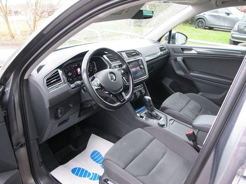 Gebraucht VW Tiguan Highline 150 PS (110 kW) 2020 Grau SUV