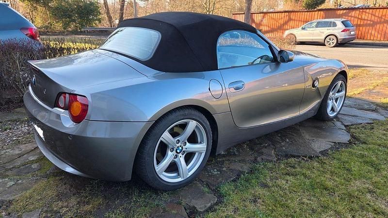 Gebraucht BMW Z4 231 PS (169 kW) 2004 Grau Cabrio