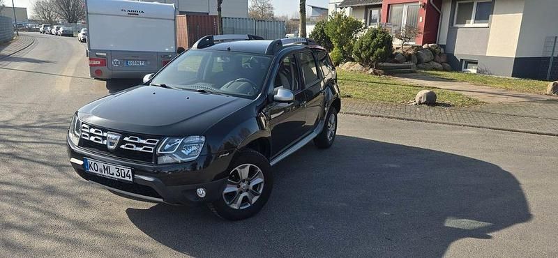 Gebraucht Dacia Duster Prestige 105 PS (77 kW) 2014 Schwarz SUV