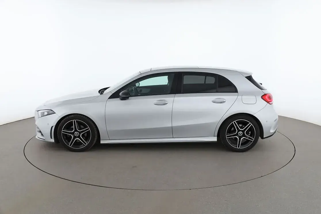Gebraucht Mercedes A200 AMG line 2018 Grau Limousine