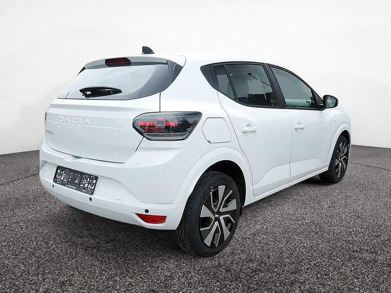 Neu Dacia Sandero Expression 101 PS (74 kW) 2026 Weiß Limousine