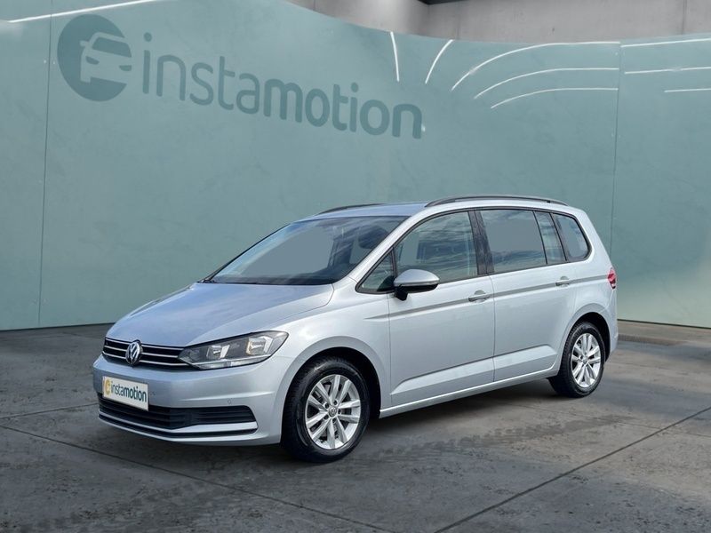 Silber Gebraucht 2019 VW Touran Comfortline Van / Kleinbus | 23.894 € (Fairer Preis) - Bild 1/4