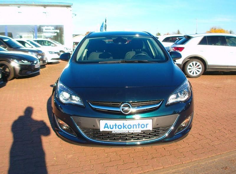 Gebraucht Opel Astra Exklusiv 120 PS (88 kW) 2016 Grün Kombi