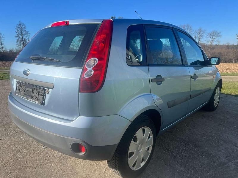 Gebraucht Ford Fiesta 69 PS (50 kW) 2006 Tonic Kleinwagen