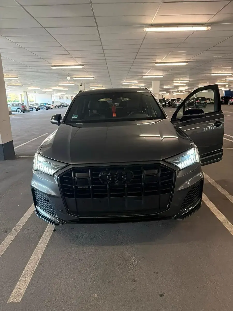 Gebraucht Audi Q7 Ambiente 286 PS (210 kW) 2020 Grau SUV