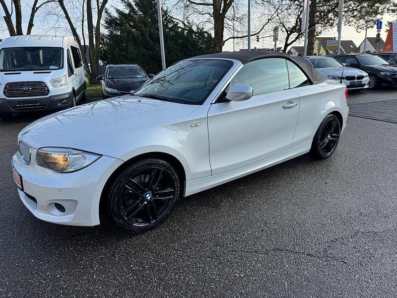 Weiß Gebraucht 2013 BMW 120 Cabriolet Lifestyle Cabrio | 10.800 € (Fairer Preis) - Bild 1/4