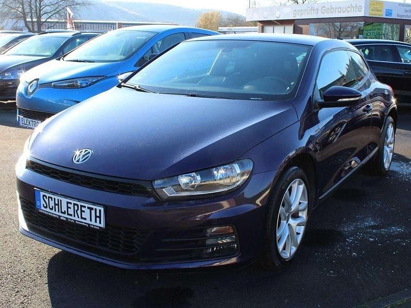 Ultraviolettmetallic Gebraucht 2015 VW Scirocco Sport Coupé | 14.750 € (Fairer Preis) - Bild 1/4