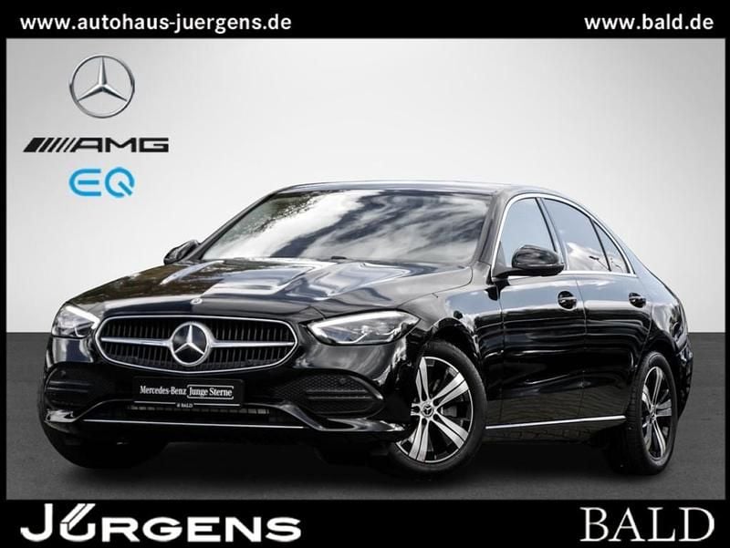 Obsidianschwarz metallic Gebraucht 2024 Mercedes C200 Avantgarde Limousine | 36.350 € (Superpreis) - Bild 1/4
