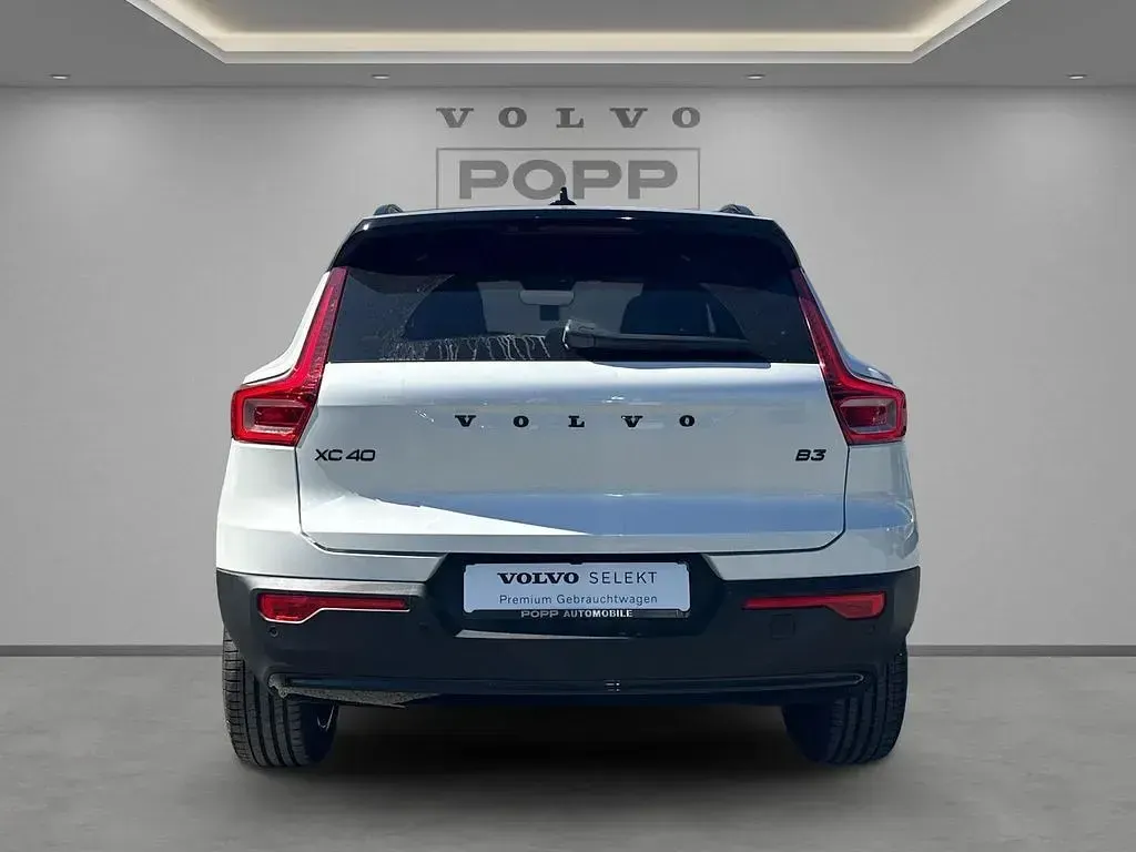 Gebraucht Volvo XC40 Ultra 197 PS (144 kW) 2025 Crystal white SUV