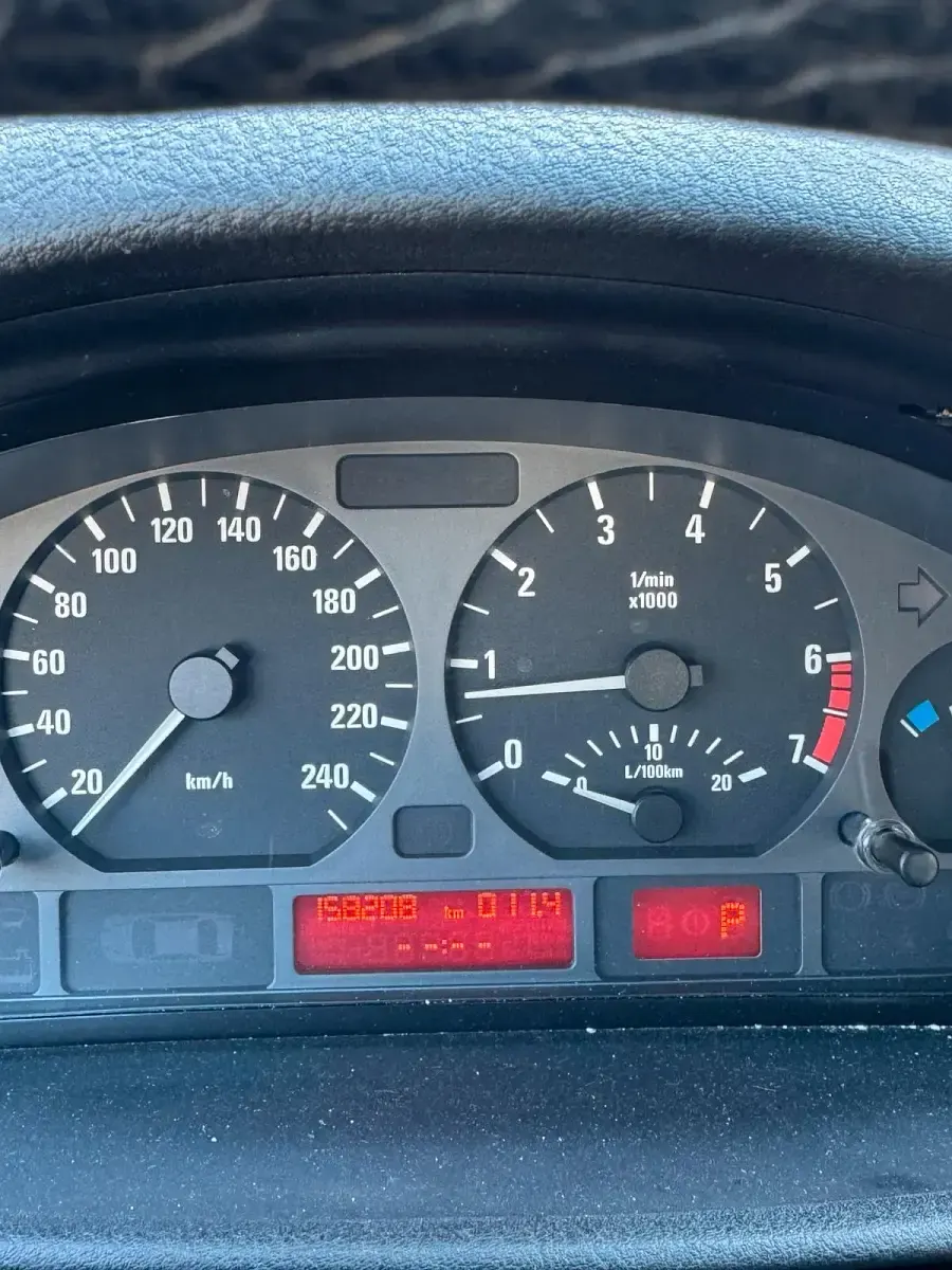 Gebraucht BMW 316 116 PS (85 kW) 2002 Schwarz Coupé