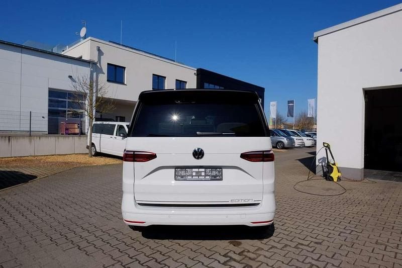 Neu VW Multivan Edition 150 PS (110 kW) 2025 Candy weiß / dach deepblack Van