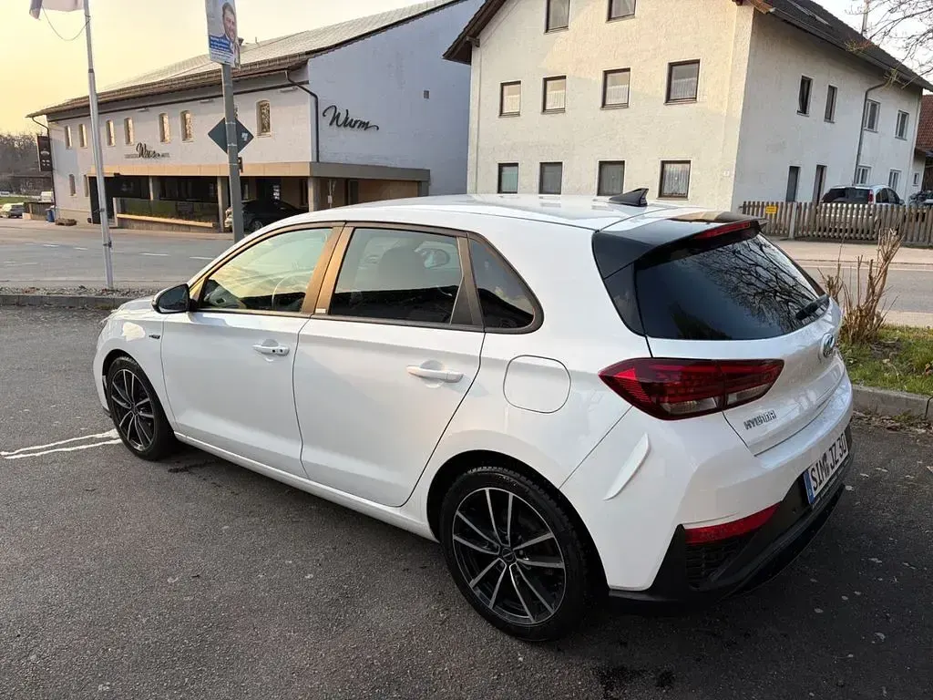 Gebraucht Hyundai i30 N Line 159 PS (116 kW) 2021 Weiß Limousine
