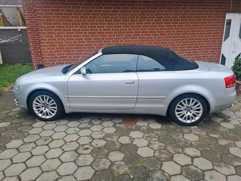 Silber Gebraucht 2007 Audi A4 Cabriolet Cabrio | 5.500 € (Fairer Preis) - Bild 1/4