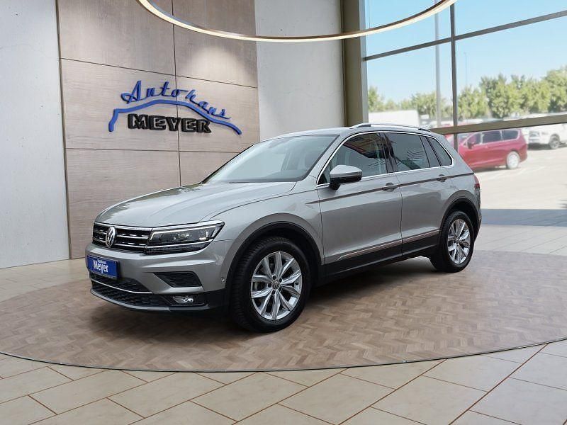 Tungsten silber Gebraucht 2019 VW Tiguan Highline SUV | 23.700 € (Guter Preis) - Bild 1/4