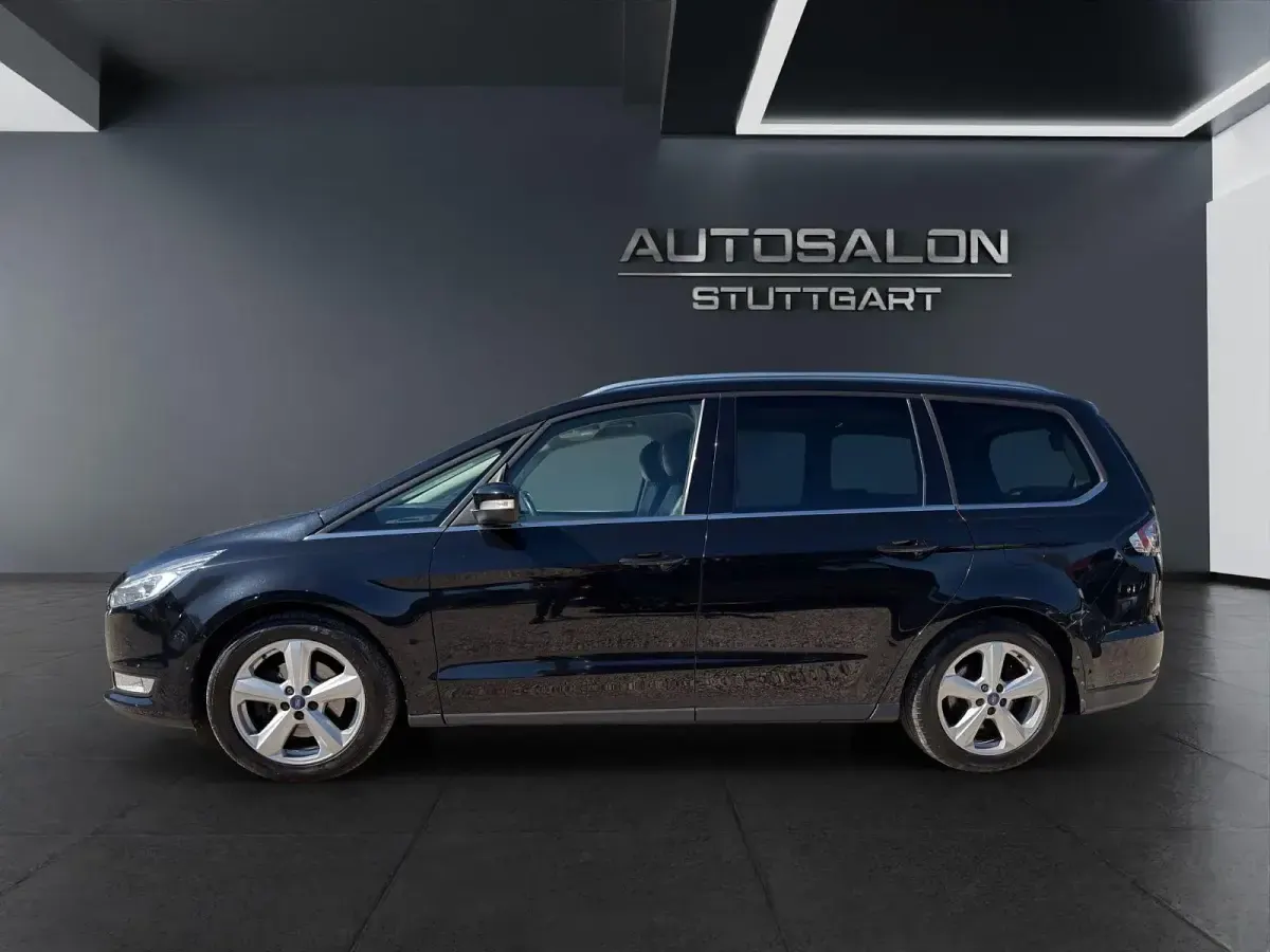 Używany Ford Galaxy Titanium 209 KM (153 kW) 2015 Czarny Minivan