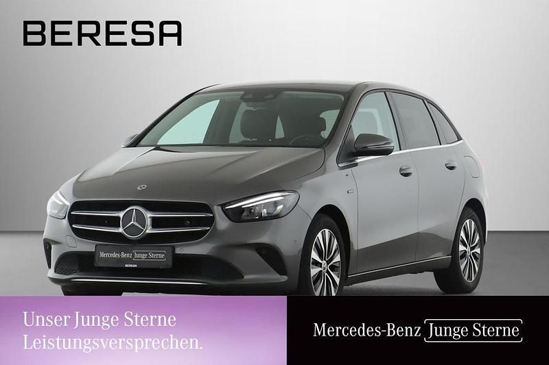 Grau Gebraucht 2021 Mercedes B250e Style Van / Kleinbus | 22.444 € (Superpreis) - Bild 1/4