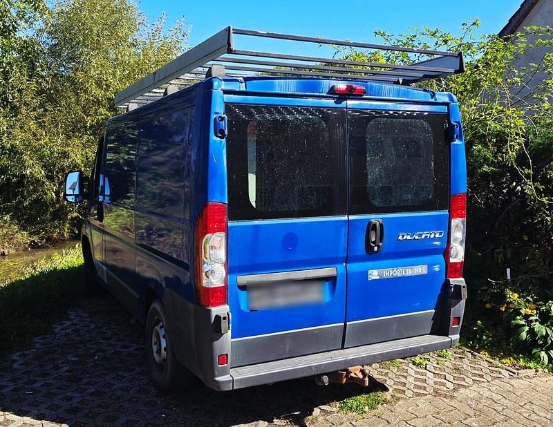Gebraucht Fiat Ducato 130 PS (95 kW) 2012 Blau Van