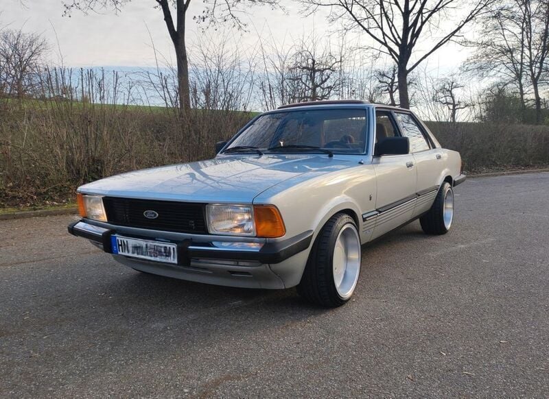 Silber Gebraucht 1979 Ford Taunus Ghia Limousine | 6.900 € - Bild 1/4