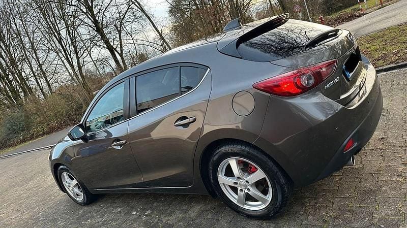 Gebraucht Mazda 3 120 PS (88 kW) 2014 Braun Limousine