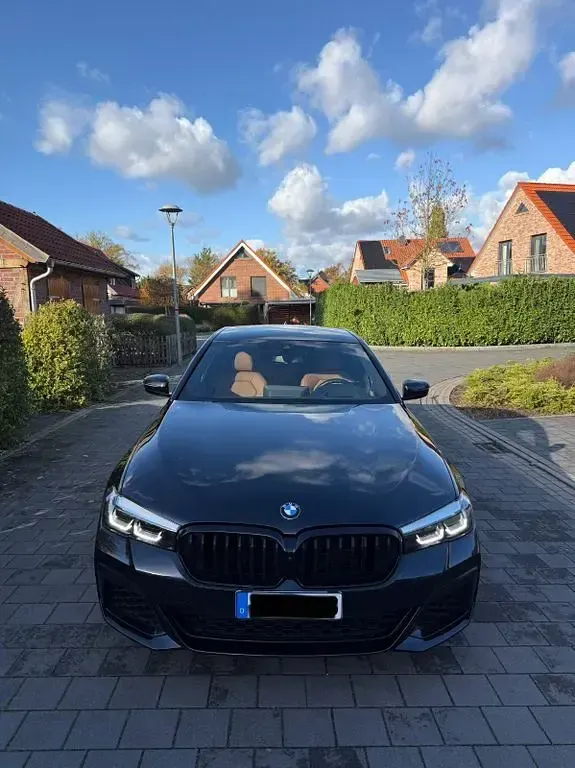 Gebraucht BMW M550 Performance 530 PS (389 kW) 2021 Schwarz Limousine
