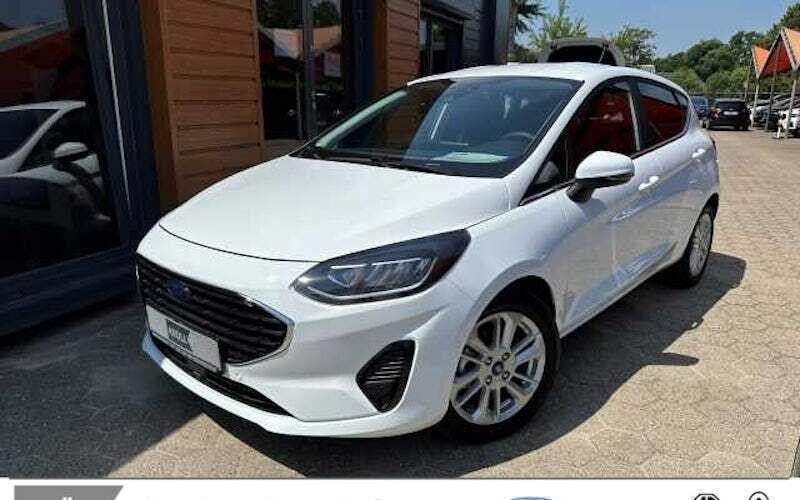 Weiß Gebraucht 2023 Ford Fiesta Titanium X Kleinwagen | 21.906 € (Fairer Preis) - Bild 1/4