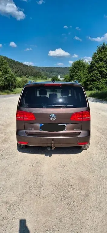 Gebraucht VW Touran Match 140 PS (102 kW) 2012 Braun Van / Kleinbus