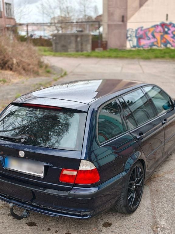 Gebraucht BMW 325 Performance 192 PS (141 kW) 2001 Blau Kombi