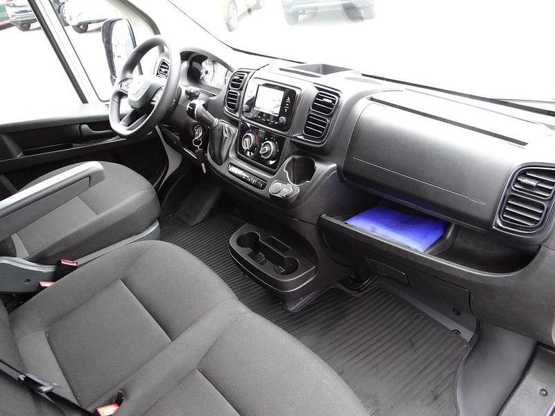 Gebraucht Fiat Ducato 140 PS (102 kW) 2024 Weiß Van