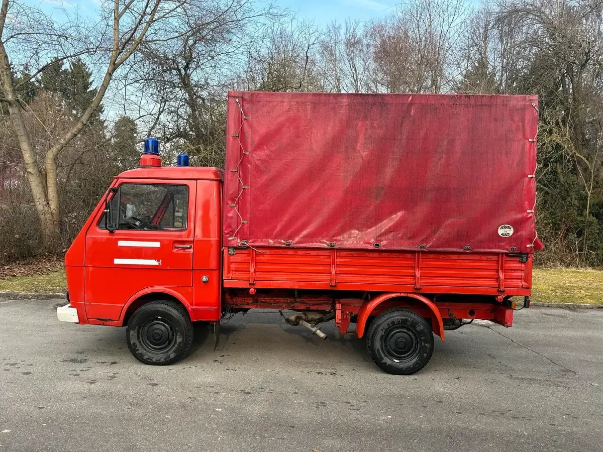 Gebraucht VW LT 75 PS (55 kW) 1980 Rot