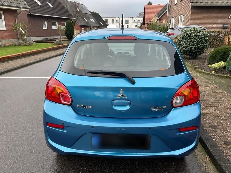 Second-hand Mitsubishi Space Star 71 CP (52 kW) 2018 Albastru Hatchback