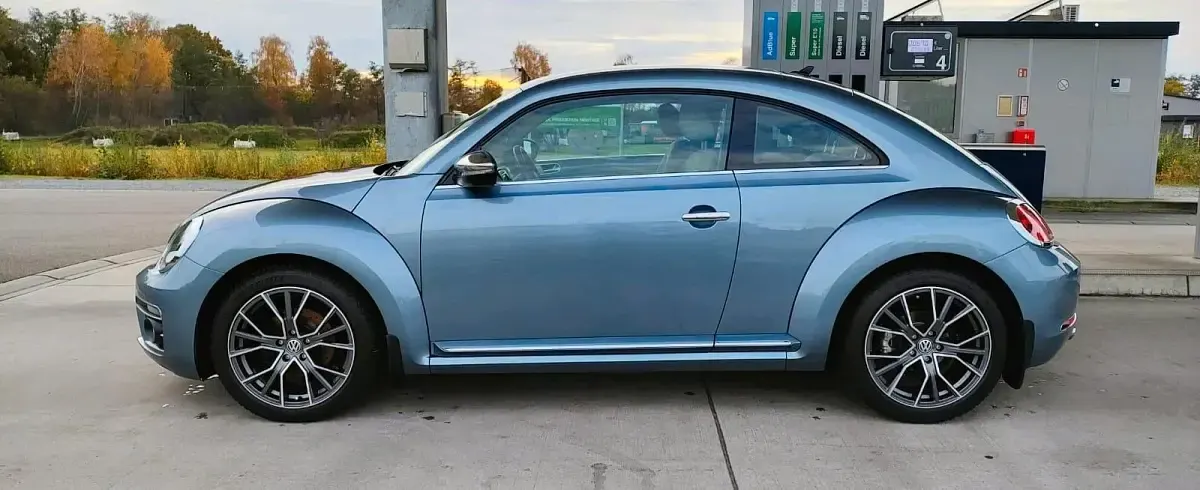 Gebraucht VW Beetle 150 PS (110 kW) 2017 Blau Kleinwagen